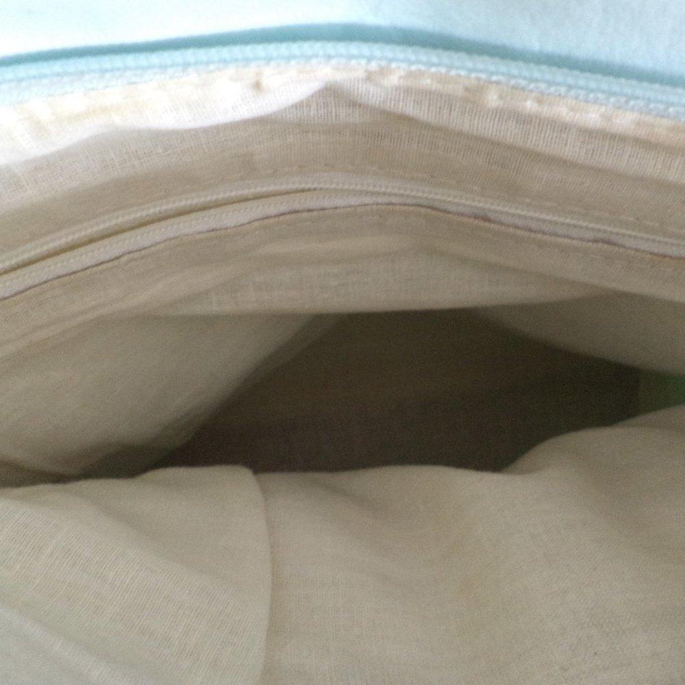 Powder Blue Shoulder Bag - Picture 3 of 3